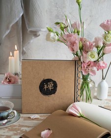 تصویر دفتر طراحی ژاپنی 