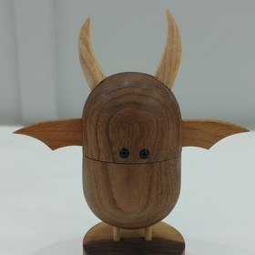 تصویر جای خلال دندان طرح خفاش شاخدار چوبی 