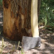 تصویر تبر مدل آمریکایی | تبر سنگین کمپینگ و طبیعت‌گردی مقاوم و حرفه‌ای 