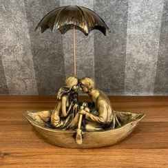 تصویر مجسمه دکوری قایق عشق مدل ۰۱ 