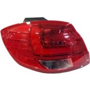 تصویر چراغ خطر عقب کوییک روی گلگیر چپ مادپارت car light