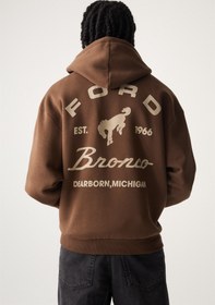 تصویر سویشرت با طرح فورد برانکو آتلی برند PullAndBear Atlı Ford Bronco baskılı sweatshirt