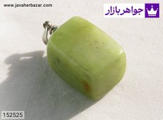 تصویر پلاک سنگ سرپانتین با تراش زیبا همراه بند چرمی کد 152525 