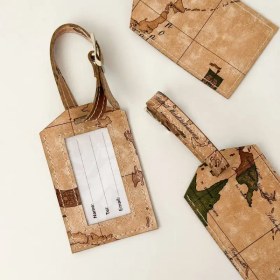 تصویر تگ چمدان نقشه جهان 