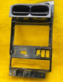 تصویر قاب مانیتور خودرو پژو 405 قدیم طرح چوب سایز 9 اینچ PEUGEOT 405 CAR MONITOR FRAME