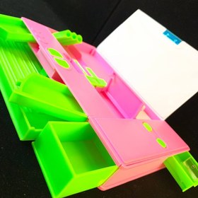 تصویر جامدادی مگنتی کتابی 