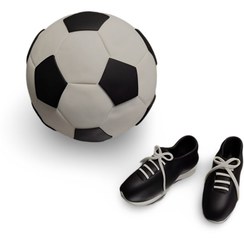 تصویر تاپر کیک توپ و کفش فوتبال - گوگولی ها 