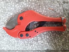 تصویر قیچی لوله بر توسن Tosan