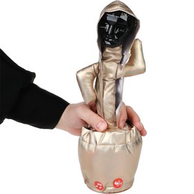 تصویر عروسک موزیکال طرح اسکویید گیم 