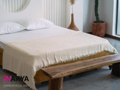 تصویر روتختی پیکه بافت موسلین طرح cocoon برند Barine سایز دو نفره رنگ کرم استخوانی ابعاد 220×200 