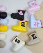 تصویر بوت بچگانه فانتزی فانی مدل ۱۲۱۳ سایز ۲۸-۲۷ از جنس پلاستیک 