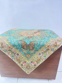 تصویر رومیزی ترمه ابریشمی سایز ۱ در ۱ 