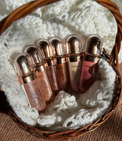 تصویر لیپ گلاس Hexabeauty 