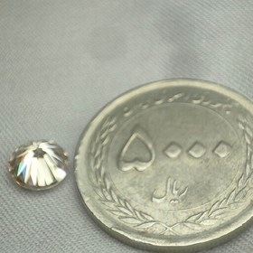 تصویر موزانایت سفید الماس روسی سنتزشده وزن دو قیراط 