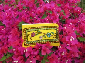 تصویر کیف پته دوزی زرد سوغات پته دوزی