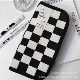 تصویر جامدادی شطرنجی ۲ 