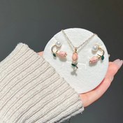 تصویر ست جواهرات گل لاله با مروارید و استیل 