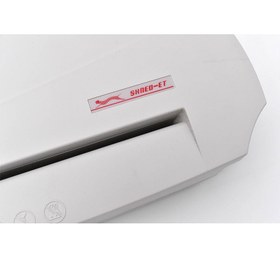 تصویر کاغذ خردکن مدل C-05 شرد Paper shredder model C-05