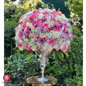 تصویر جام گل لاکچری ارکیده و رز سفید و صورتی نایریکا 