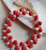 تصویر گردنبند مروارید پرورشی و سنگ مرجان با قفل و اتصالات استیل طلایی 