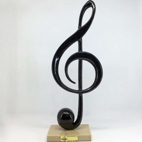 تصویر مجسمه موسیقی کلید سل 