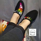 تصویر گیوه گلدوزی شده زیره لاستیک ترک 