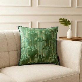 تصویر کوسن طرح ایوان 