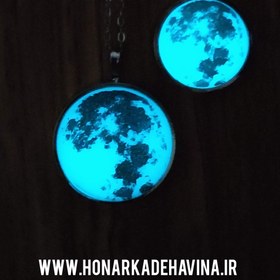 تصویر The price and purchase of a resin necklace of the moonlight, turquoise color / size 2 cm and 2.5 cm 