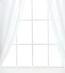 تصویر بک دراپ چاپی طرح پنجره و پرده توری سفید کد 600 