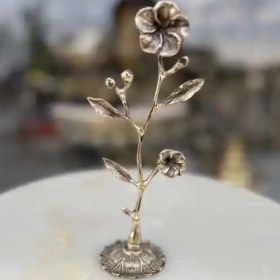 تصویر شاخه گل برنز 