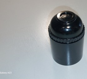 تصویر سرپیچ مشکی E27 