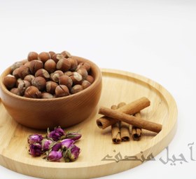 تصویر فندق با پوست خام 