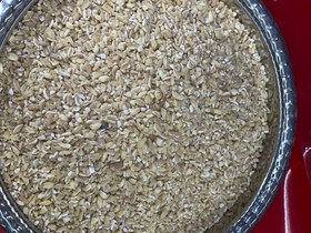 تصویر بلغور گندم پاک شده 