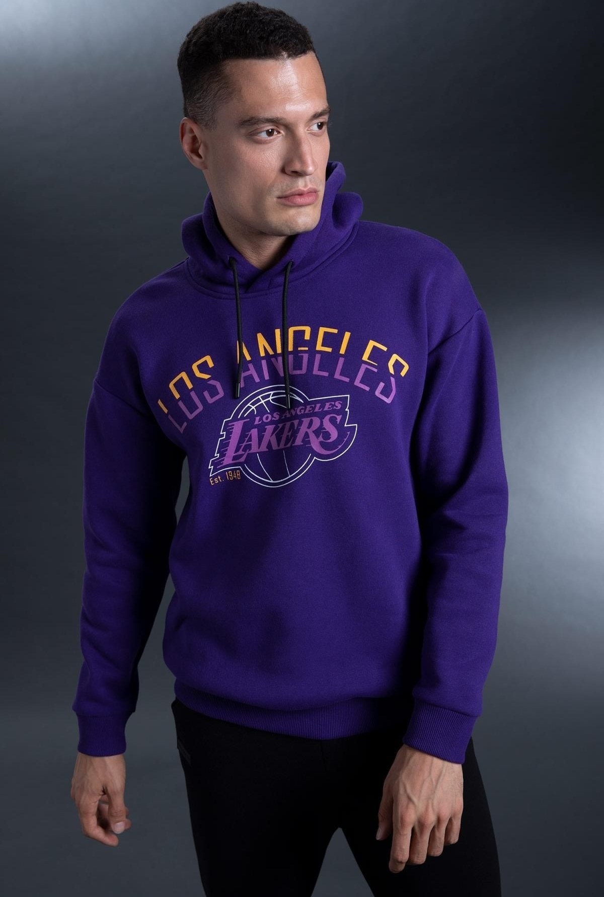 Navy Man Comfort Fit NBA Los Angeles Lakers Licensed Sweatshirt