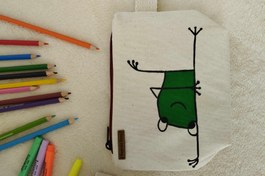 تصویر جامدادی طرح قورباغه 