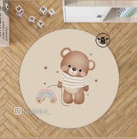 تصویر فرش کودک طرح خرس و اسب چوبی 