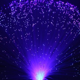 تصویر ریسه فیبر نوری رنگی 