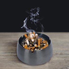 تصویر زیر سیگاری گرد مشکی 