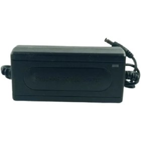 تصویر آداپتور ۱۲ ولت ۵ آمپر رومیزی سیجل 