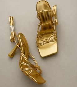 تصویر صندل زنانه طلایی بنددار پاشنه مدادی شیک و مجلسی Prettylitte