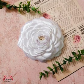 تصویر گلسر گل رز روبانی 