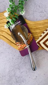 تصویر کاتر پیتزا یا پیتزابر Pizza cutter or pizza cutter
