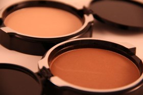 تصویر پنکک مدل Cashmere دایانا 10 Dayana Cashmere Face Powder