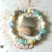 تصویر دستبند فیمو با مروارید و سنگ 