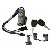 تصویر سوئیچ کامل دربها و موتور ۱۱۱ با ایموبیلایزر سازه پویش مناسب پراید 