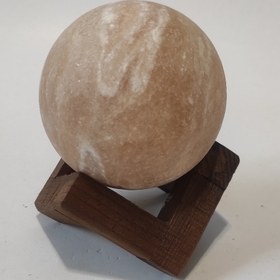 تصویر سنگ نمک قطر 8 مدل گوی با پایه c4 salt ball r 8 stand c4