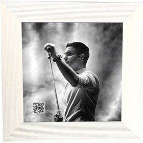 تصویر قاب موزیکال محسن یگانه 