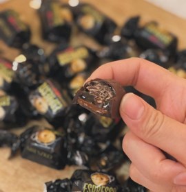 تصویر شکلات میشکو با مغز اسپرسو ۱ کیلوگرم 