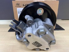 تصویر پمپ هیدرولیک هیوندای سوناتا YF برند اصلی جنیون پارت با کد فنی 57100 3R000 