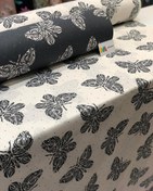 تصویر پارچه ملحفه نخ پنبه فیلور طرح پروانه طوسی 